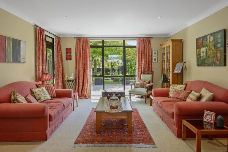 Photo of property in 26 Stonebridge Way, Prebbleton, 7604