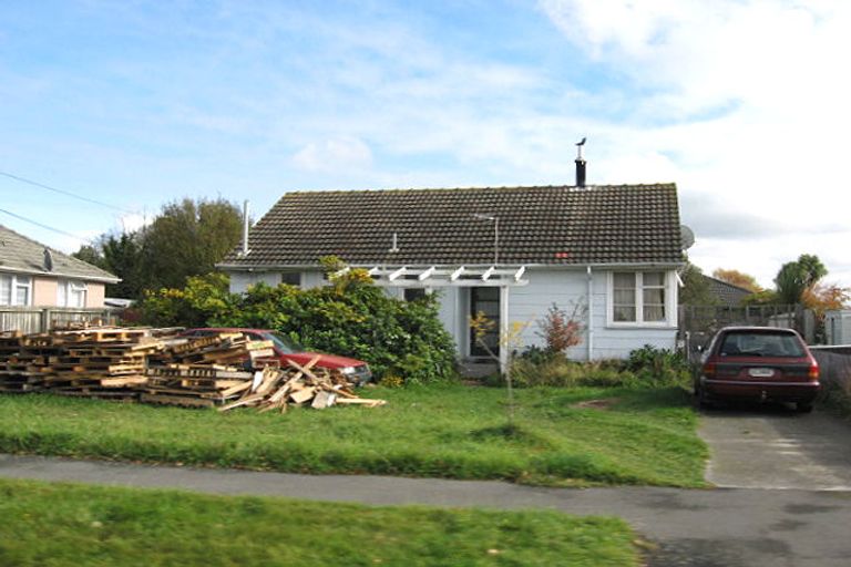 Photo of property in 25 Primrose Street, Northcote, Christchurch, 8052