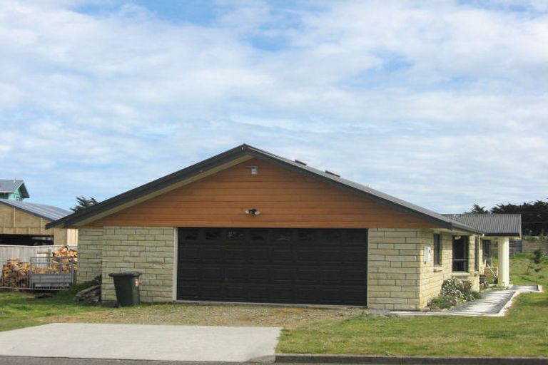 Photo of property in 55 Kahukura Avenue, Waitarere Beach, Levin, 5510