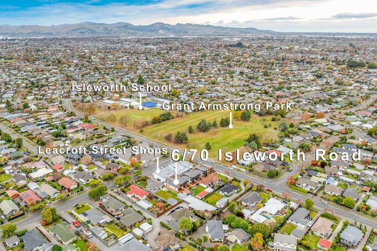 Photo of property in 6/70 Isleworth Road, Bishopdale, Christchurch, 8053