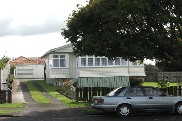 Photo of property in 8 Station Street, Tirau, 3410