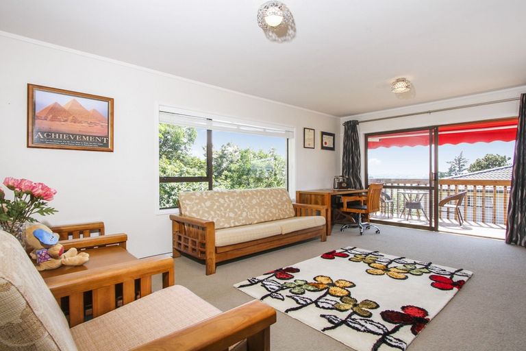 Photo of property in 2/107 Golf Road, New Lynn, Auckland, 0600