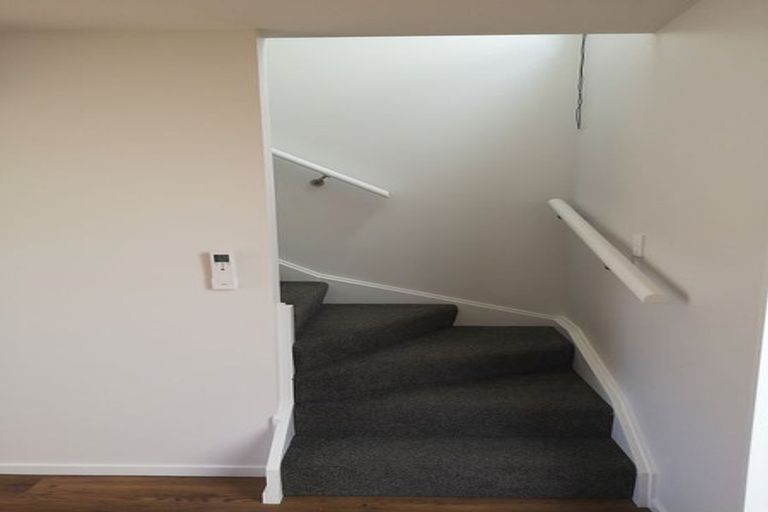 Photo of property in 2/26 Fitzherbert Road, Wainuiomata, Lower Hutt, 5014