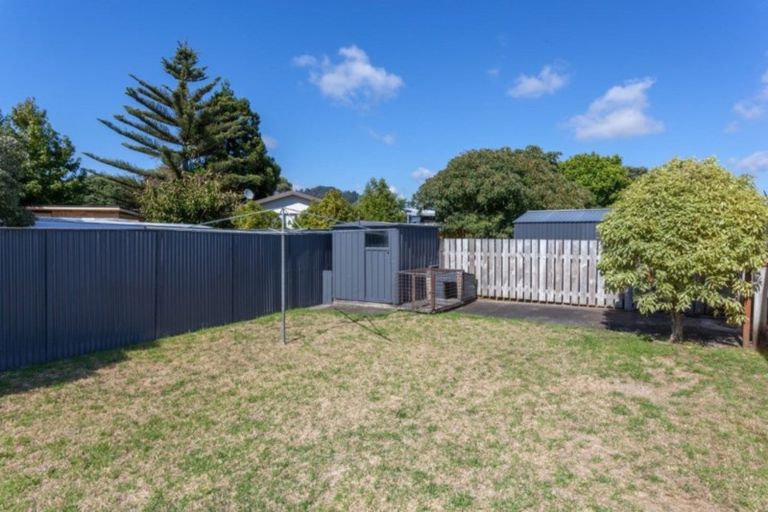 Photo of property in 114b Weka Street, Whangamata, 3620