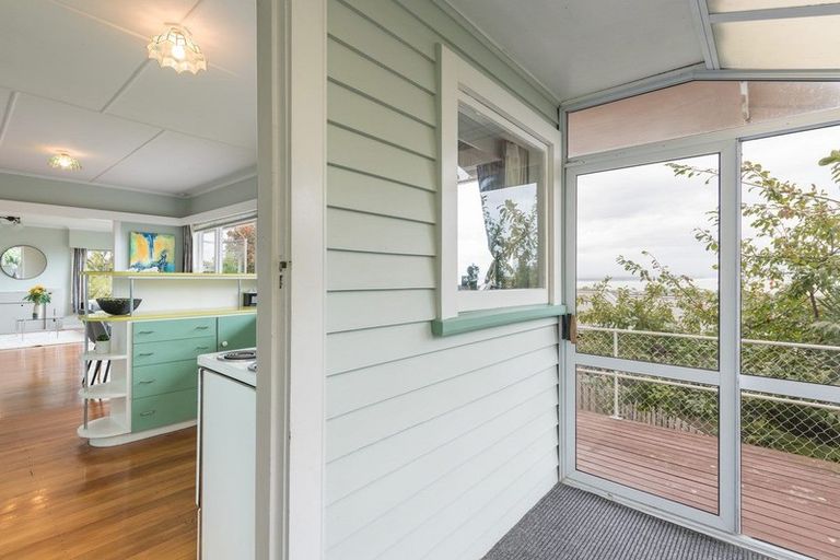 Photo of property in 19 Rangiora Terrace, Tahunanui, Nelson, 7011