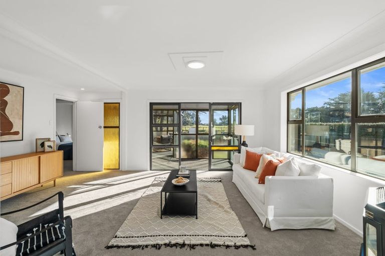 Photo of property in 68 Russley Road, Russley, Christchurch, 8042