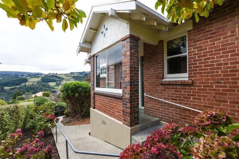 Photo of property in 138 Signal Hill Road, Opoho, Dunedin, 9010