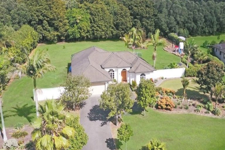 Photo of property in 32 Blue Marlin Drive, Kerikeri, 0230