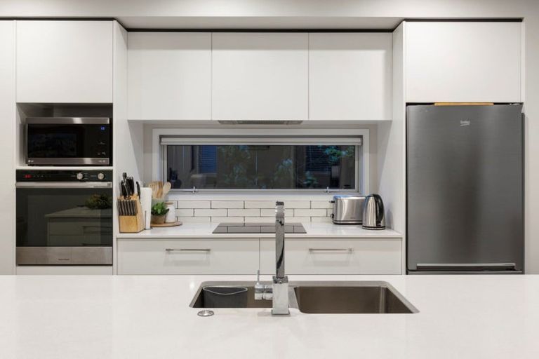 Photo of property in 25 Saint Pauls Drive, Brookfield, Tauranga, 3110