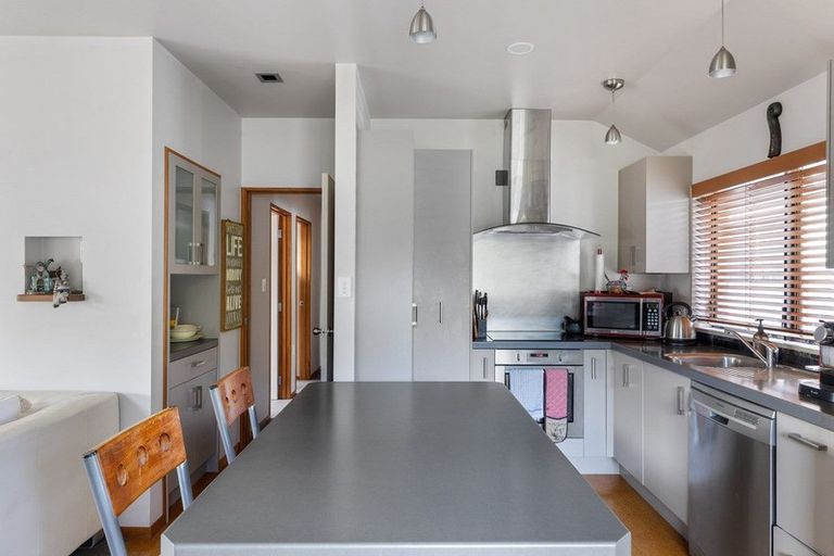 Photo of property in 25a Waitui Grove, Mount Maunganui, 3116