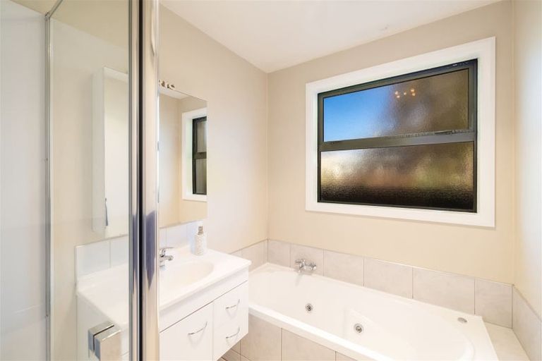 Photo of property in 114 Highsted Road, Casebrook, Christchurch, 8051