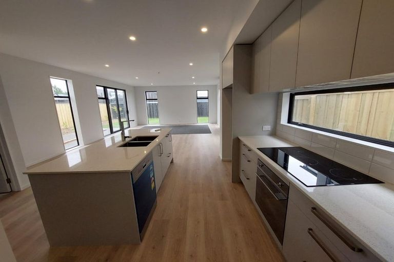 Photo of property in 124 Claridges Road, Casebrook, Christchurch, 8051