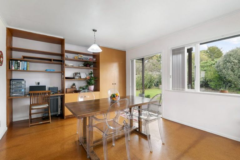 Photo of property in 10 Japonica Drive, Beach Haven, Auckland, 0626