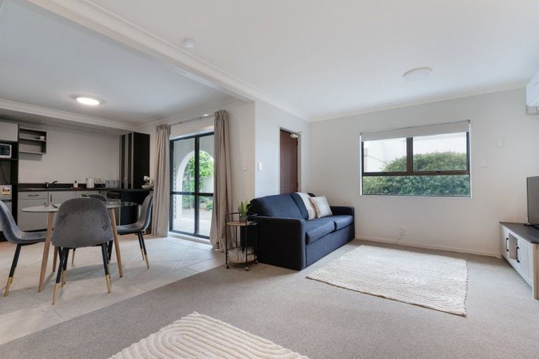 Photo of property in 1/30 Marine Parade, Mount Maunganui, 3116