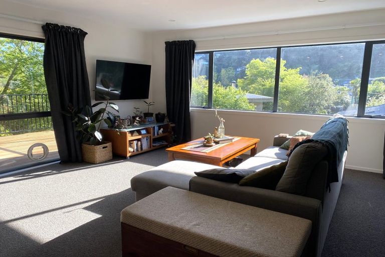 Photo of property in 7a Wyndrum Avenue, Waterloo, Lower Hutt, 5011