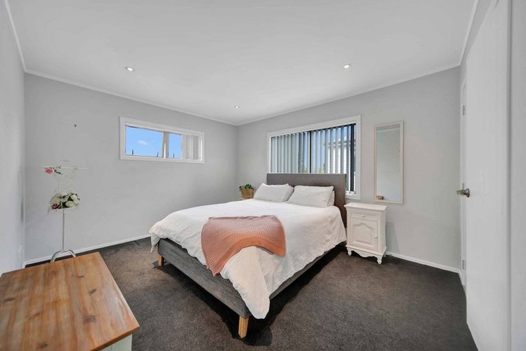 Photo of property in 79 Beach Road, Pahurehure, Papakura, 2113