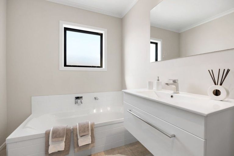 Photo of property in 2 Retallick Place, Flagstaff, Hamilton, 3210