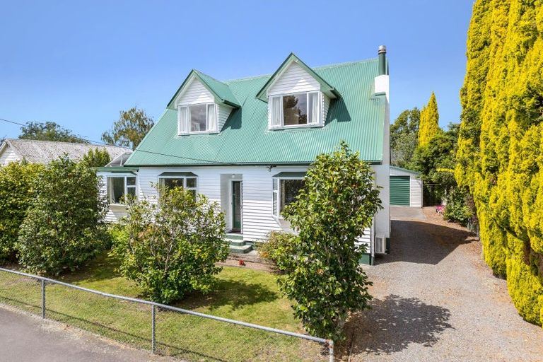 Photo of property in 133 West Street, Greytown, 5712