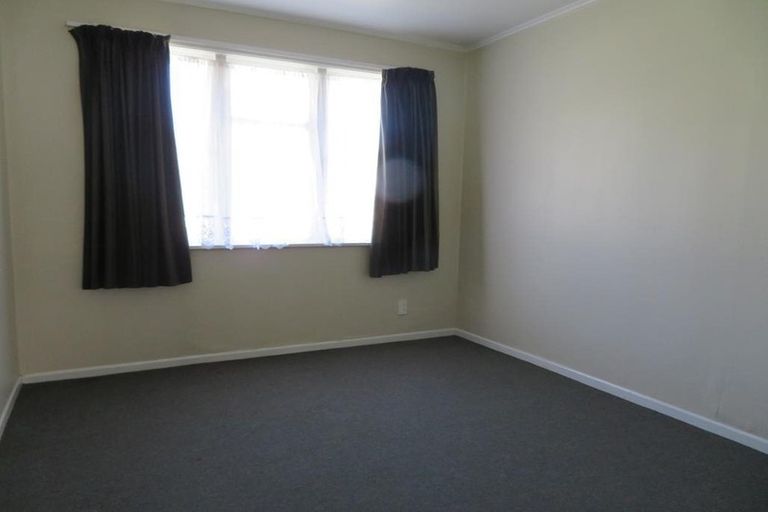 Photo of property in 3/50 Cruickshank Road, Clouston Park, Upper Hutt, 5018