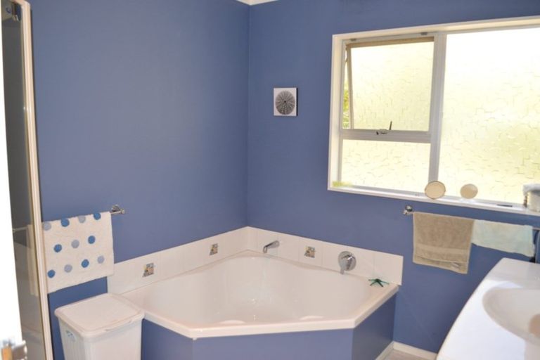 Photo of property in 42 Addington Road, Otaki, 5581