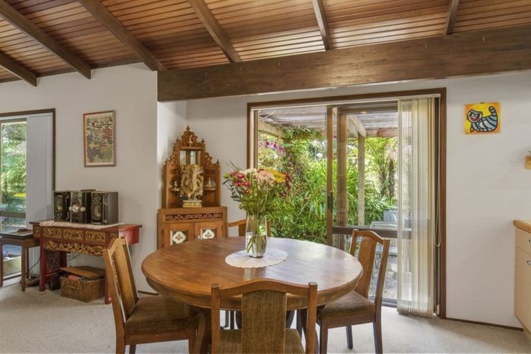 Photo of property in 43 Barlow Place, Chatswood, Auckland, 0626