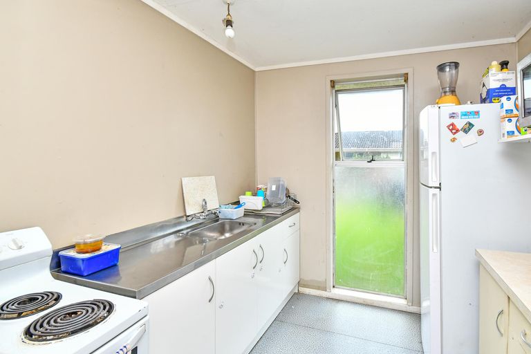 Photo of property in 91 Arimu Road, Papakura, 2110