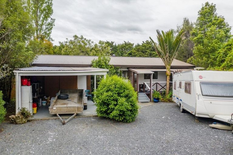 Photo of property in 6 Tuatahi Place, Kerikeri, 0230