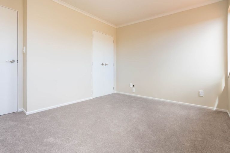 Photo of property in 40 Monte Cassino Place, Birkdale, Auckland, 0626