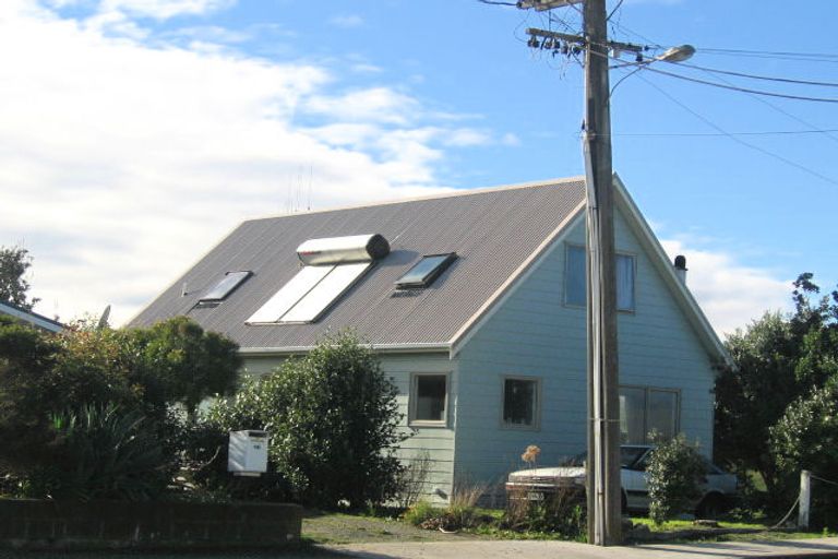 Photo of property in 48 Manuka Street, Otaki Beach, Otaki, 5512