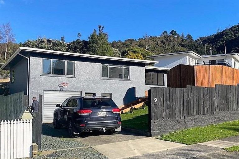 Photo of property in 9 Sowman Street, The Brook, Nelson, 7010