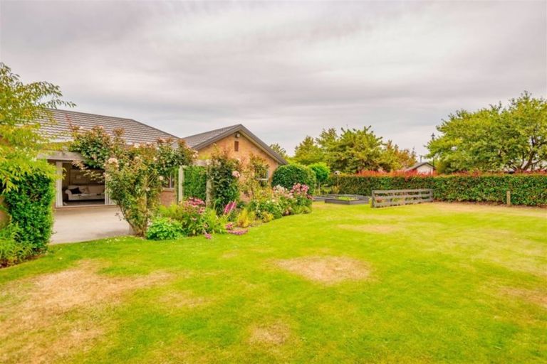 Photo of property in 4 Manor Drive, Rolleston, 7614