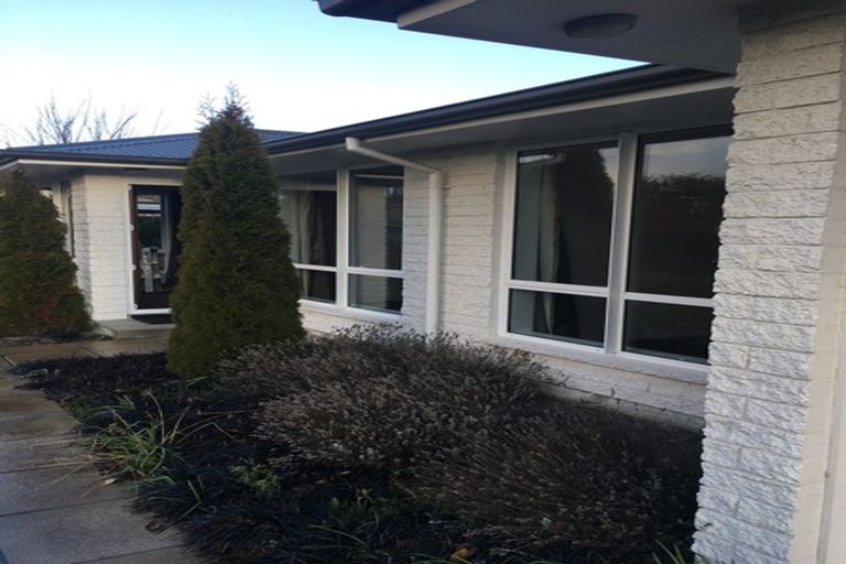 Photo of property in 2/7b Camrose Place, Ilam, Christchurch, 8041