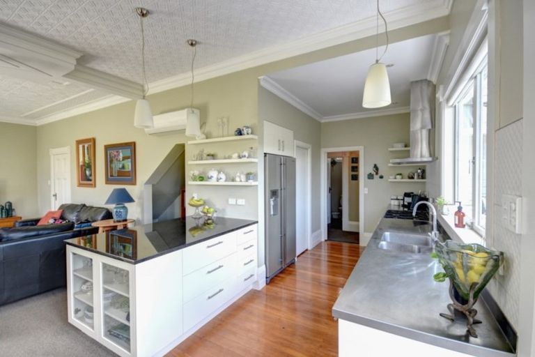 Photo of property in 557 Highgate, Maori Hill, Dunedin, 9010