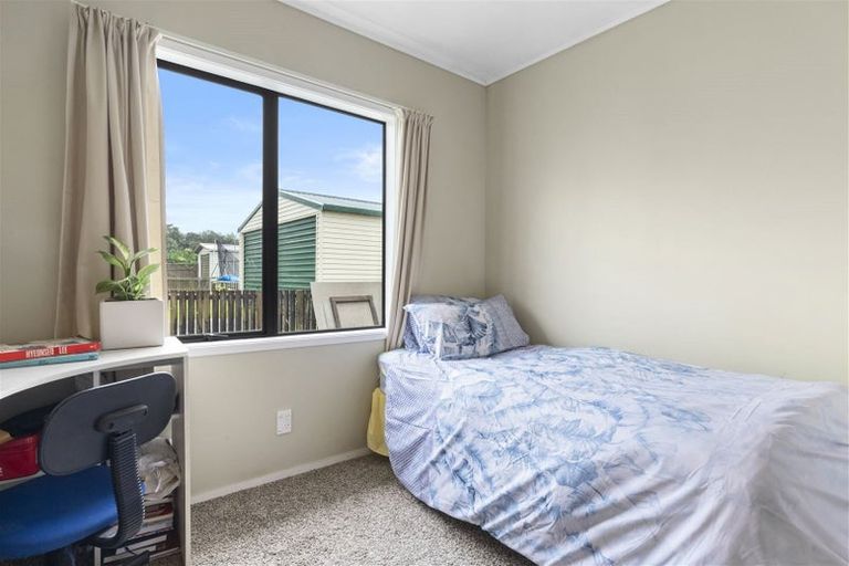 Photo of property in 37 Martyn Street, Waiuku, 2123