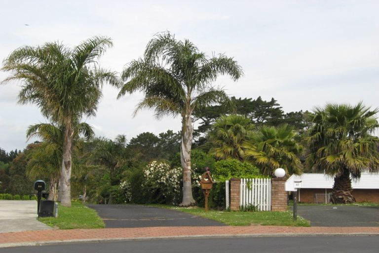 Photo of property in 41 Cloverfields Drive, Waimauku, 0812