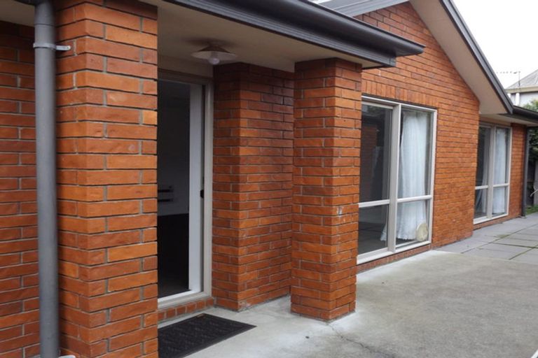 Photo of property in 17b Picton Avenue, Riccarton, Christchurch, 8011