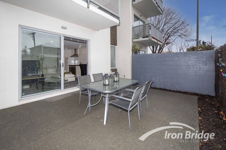 Photo of property in 2/318 Barbadoes Street, Christchurch Central, Christchurch, 8011