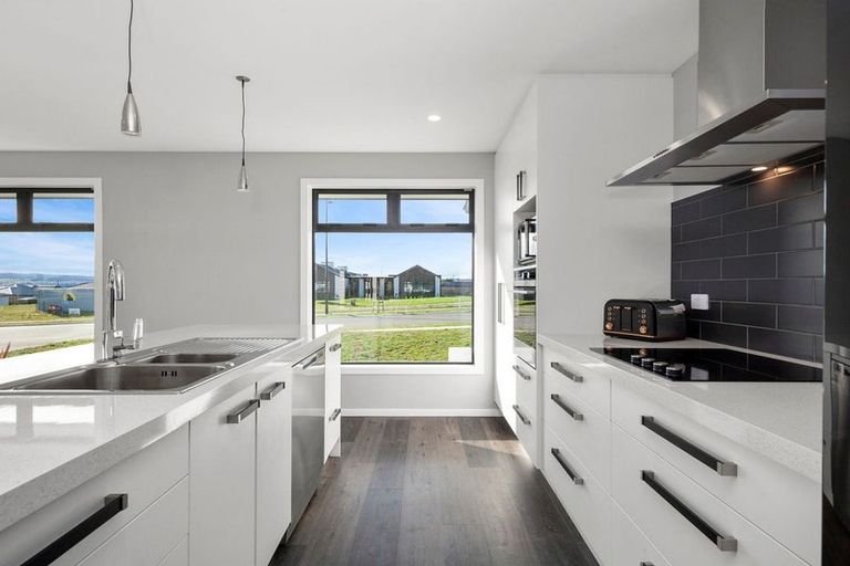 Photo of property in 6 Maunganamu Drive, Wharewaka, Taupo, 3330