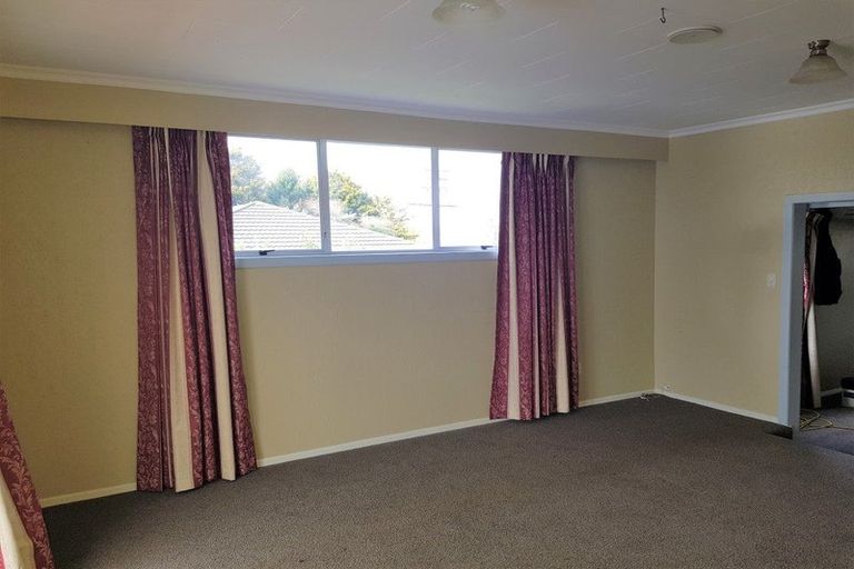 Photo of property in 60 Celia Street, Stratford, 4332