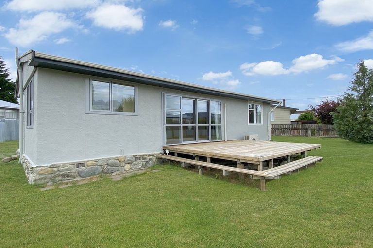 Photo of property in 6 Hopkins Road, Twizel, 7901