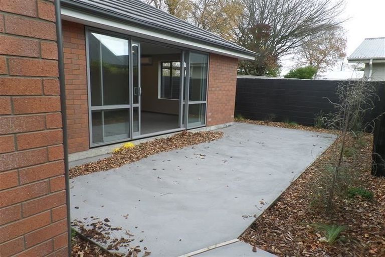 Photo of property in 4/121 Waltham Road, Sydenham, Christchurch, 8023