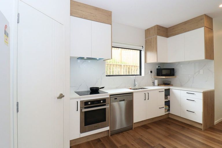 Photo of property in 39 Korokio Lane, Henderson, Auckland, 0612