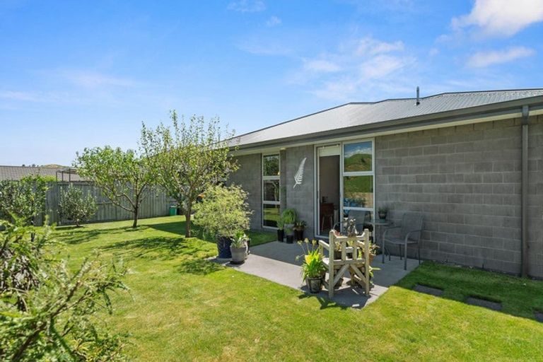 Photo of property in 228 Ballintoy Park Drive, Welcome Bay, Tauranga, 3175