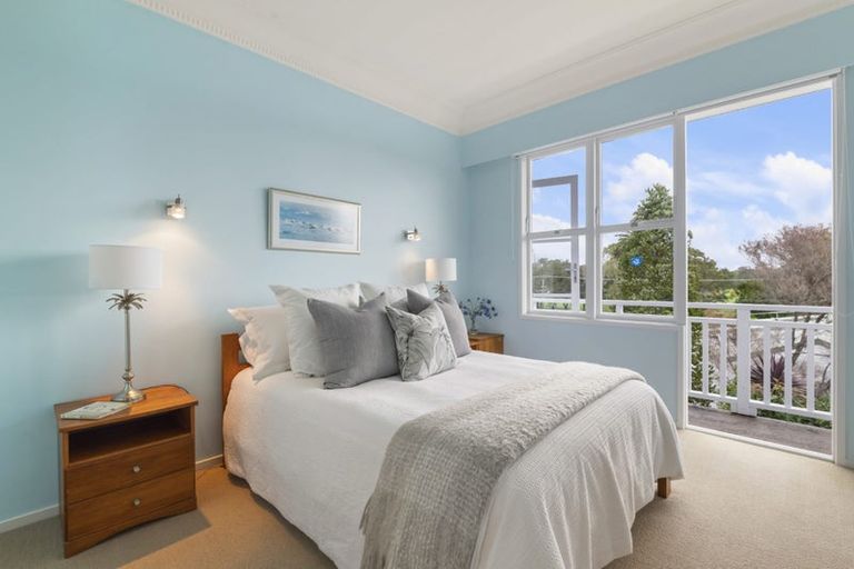 Photo of property in 4a Morrison Avenue, Narrow Neck, Auckland, 0624