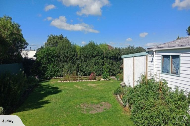 Photo of property in 39 Daniell Street, Featherston, 5710