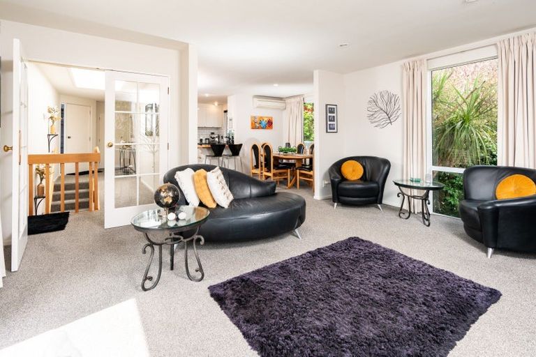 Photo of property in 4 Jacobsen Lane, Ngaio, Wellington, 6035