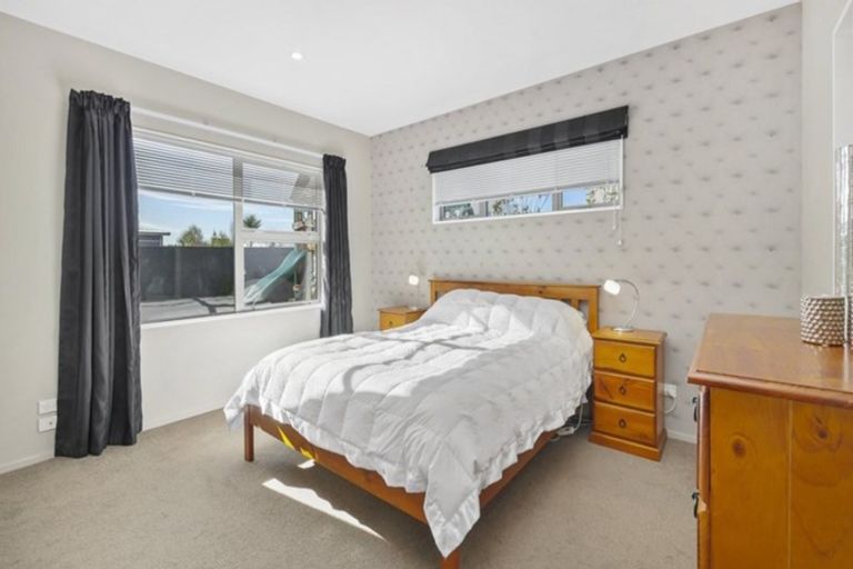 Photo of property in 94 Aston Drive, Waimairi Beach, Christchurch, 8083