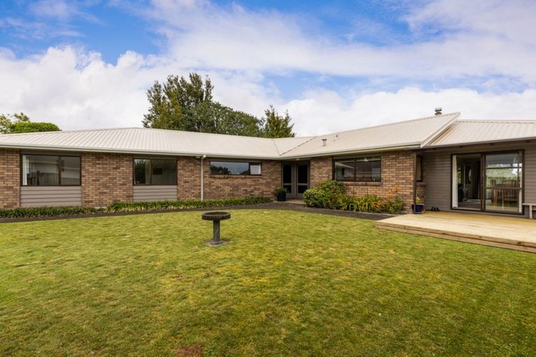 Photo of property in 10c Kinross Drive, Merrilands, New Plymouth, 4312