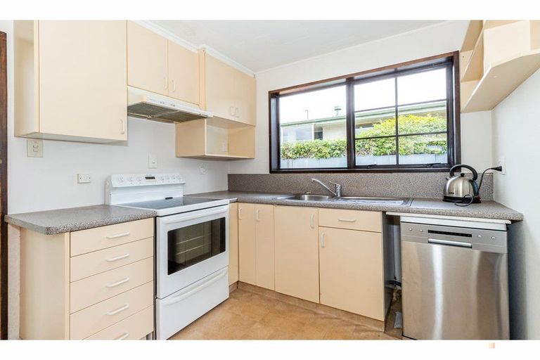 Photo of property in 2/124 Gleniti Road, Gleniti, Timaru, 7910
