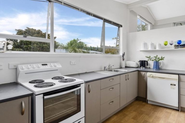 Photo of property in 12 Williams Crescent, Point Wells, Warkworth, 0986